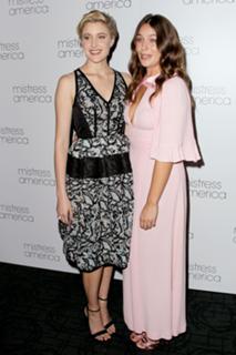 Lola Kirke feet photo 2