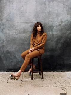 Lola Kirke feet photo 3