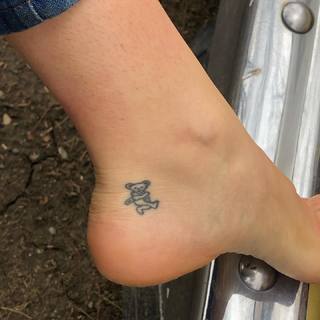 Lola Kirke feet photo 19