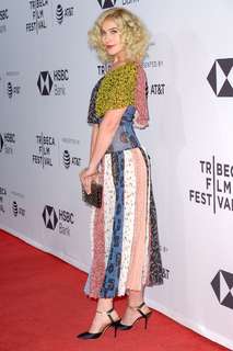 Lola Kirke feet photo 13