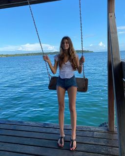Lola Latorre feet photo 11