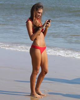 Lola Latorre feet photo 7