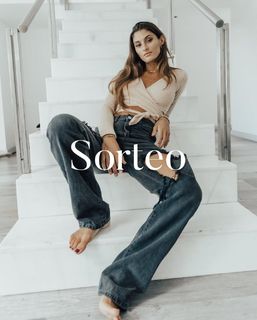 Lola Latorre feet photo 1