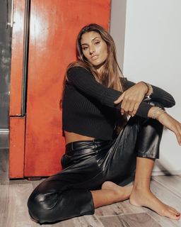 Lola Latorre feet photo 15