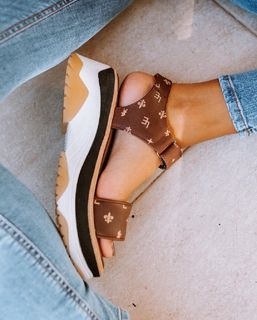 Lola Latorre feet photo 12