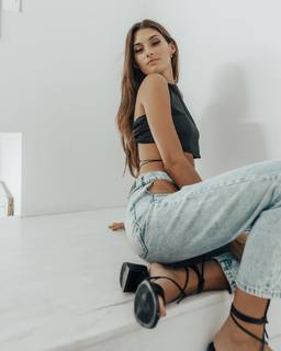 Lola Latorre feet photo 19