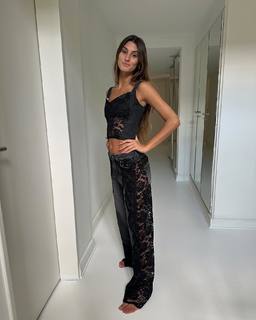 Lola Latorre feet photo 12