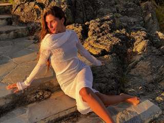 Lola Latorre feet photo 10