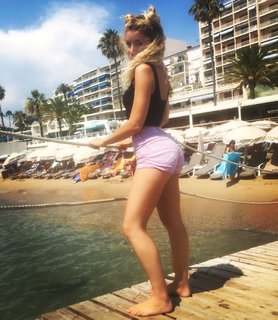 Lola Marois-Bigard feet photo 16