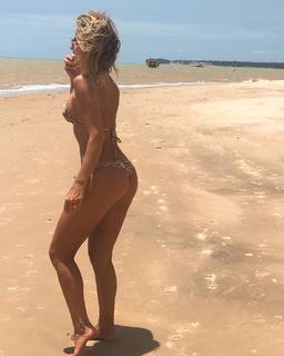 Lola Melnick feet photo 4
