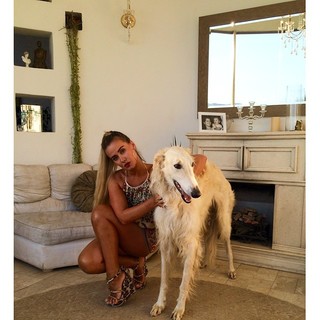 Lola Melnick feet photo 11