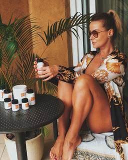 Lola Melnick feet photo 19