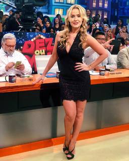 Lola Melnick feet photo 16