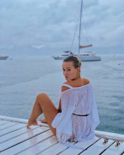 Lola Melnick feet photo 17