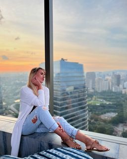 Lola Melnick feet photo 17