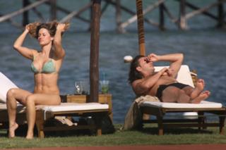 Lola Ponce feet photo thumbnail