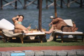 Lola Ponce feet photo thumbnail