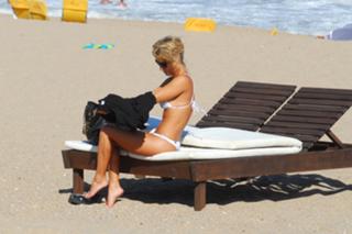Lola Ponce feet photo thumbnail