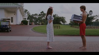 Lola Tung feet photo thumbnail