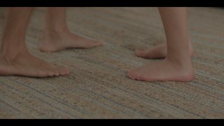 Lola Tung feet photo thumbnail