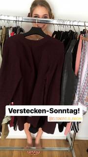 Lola Weippert feet photo thumbnail