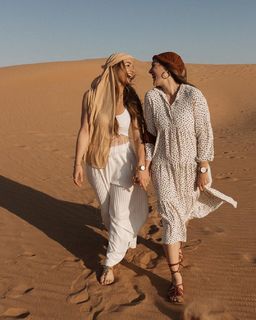 Lola Weippert feet photo thumbnail