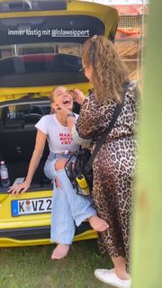 Lola Weippert feet photo thumbnail