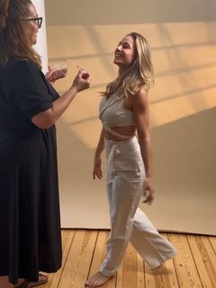 Lola Weippert feet photo thumbnail