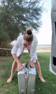 Lola Weippert feet photo thumbnail