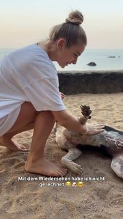 Lola Weippert feet photo 14