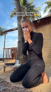 Lola Weippert feet photo 9