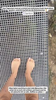 Lola Weippert feet photo 1