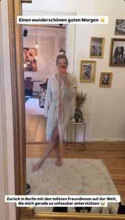 Lola Weippert feet photo 13
