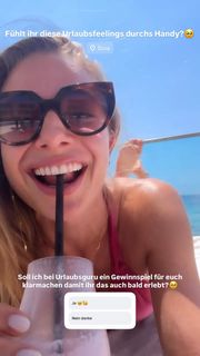 Lola Weippert feet photo 3
