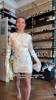 Lola Weippert feet photo 20