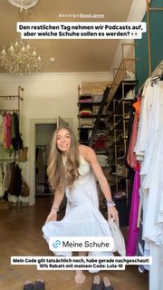 Lola Weippert feet photo 10