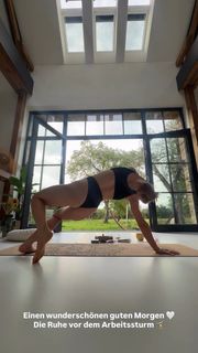 Lola Weippert feet photo 11