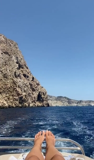 Lola Índigo feet photo thumbnail