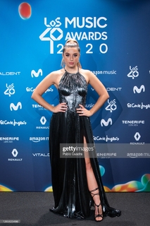 Lola Índigo feet photo thumbnail