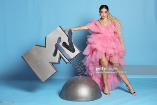 Lola Índigo feet photo thumbnail