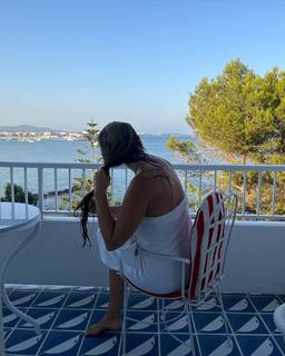 Lola Índigo feet photo thumbnail