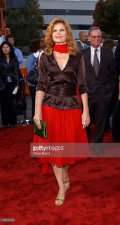 Lolita Davidovich feet photo 18