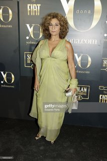 Lolita Flores feet photo 5