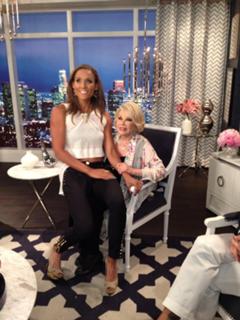 Lolo Jones feet photo thumbnail