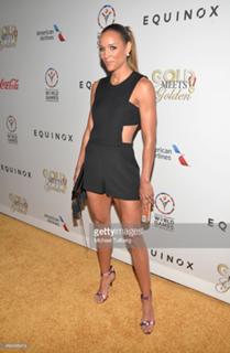 Lolo Jones feet photo thumbnail