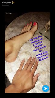 Lolo Jones feet photo thumbnail
