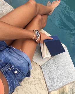 Lolo Jones feet photo thumbnail