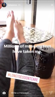 Lolo Jones feet photo thumbnail