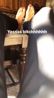 Lolo Jones feet photo thumbnail