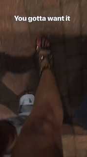 Lolo Jones feet photo thumbnail